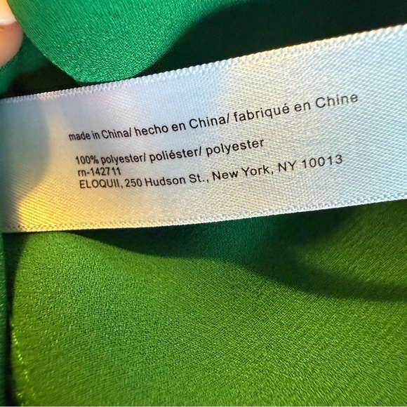 Eloquii | Vibrant Green Blouse with Flare Sleeves | Sz 14 - Picture 9 of 9